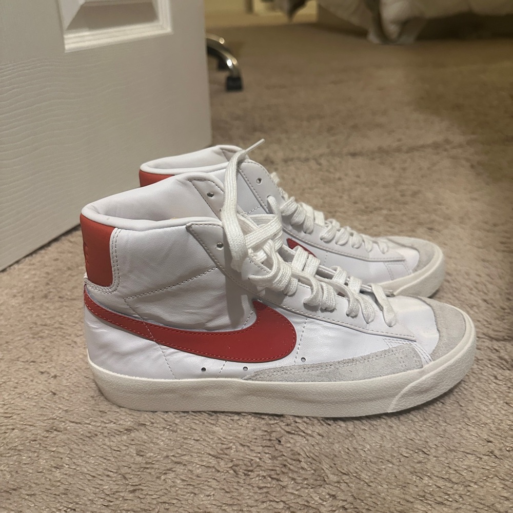 Nike Blazer Mid '77